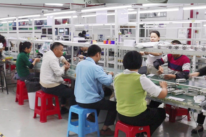 SHENZHEN KLESMAN TECHNOLOGY CO LTD 제조업체의 생산 라인